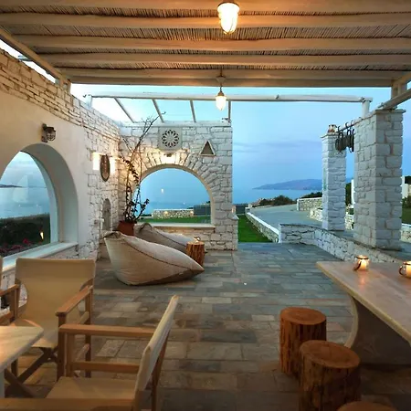 Executive Paros Villa: Beachfront Supreme With Private Pool * Ambelas