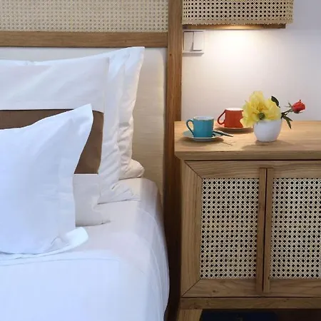 Villa Executive Paros Villa: Beachfront Supreme With Private Pool