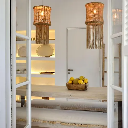 Villa Executive Paros Villa: Beachfront Supreme With Private Pool *