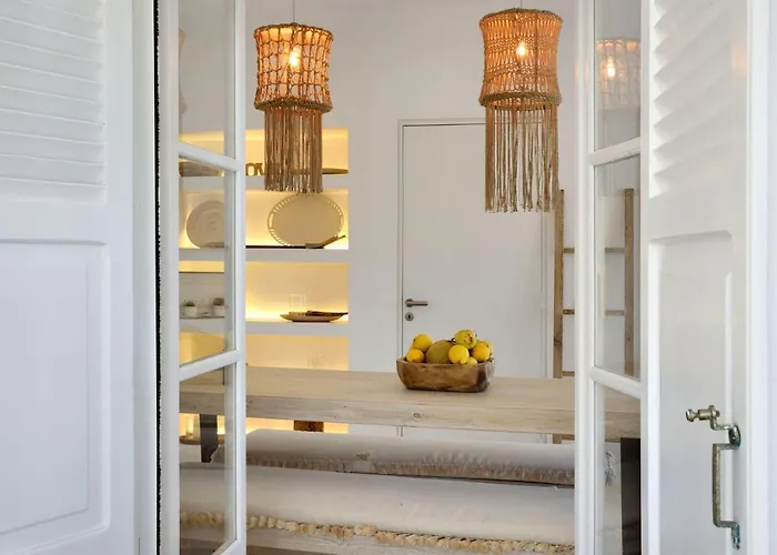 Villa Executive Paros 5 Bedrooms Beachfront Supreme Beachfront Sea Views&private Pool *