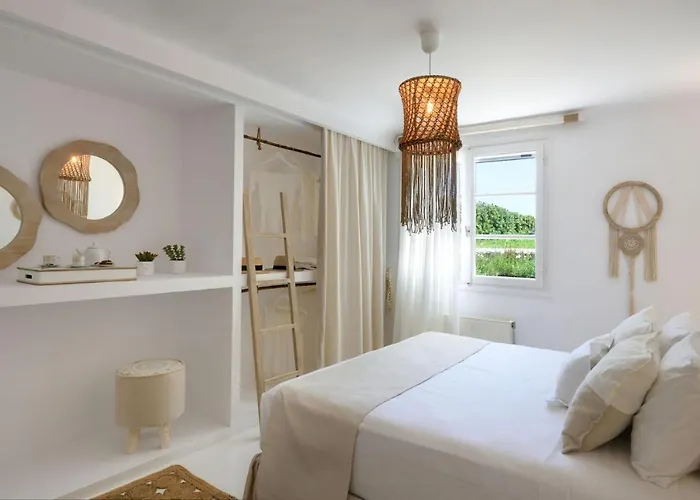 Executive Paros 5 Bedrooms Beachfront Supreme Beachfront Sea Views&private Pool