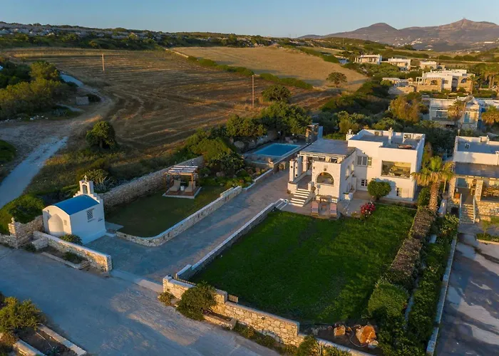 Executive Paros 5 Bedrooms Beachfront Supreme Beachfront Sea Views&private Pool *