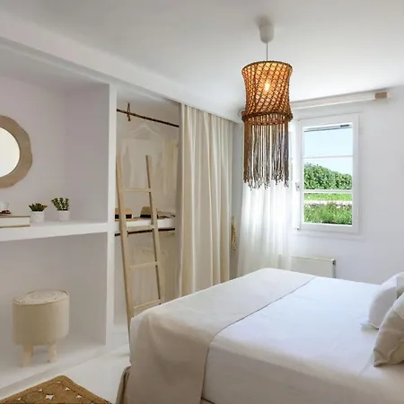 Executive Paros 5 Bedrooms Beachfront Supreme Beachfront Sea