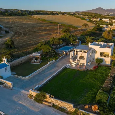 Villa Executive Paros Villa: Beachfront Supreme With Private Pool *