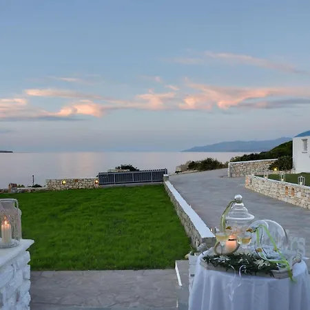 Executive Paros Villa: Beachfront Supreme With Private Pool * Ambelas