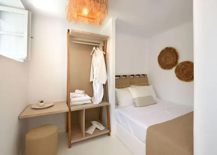 Executive Paros 5 Bedrooms Beachfront Supreme Beachfront Sea Villa