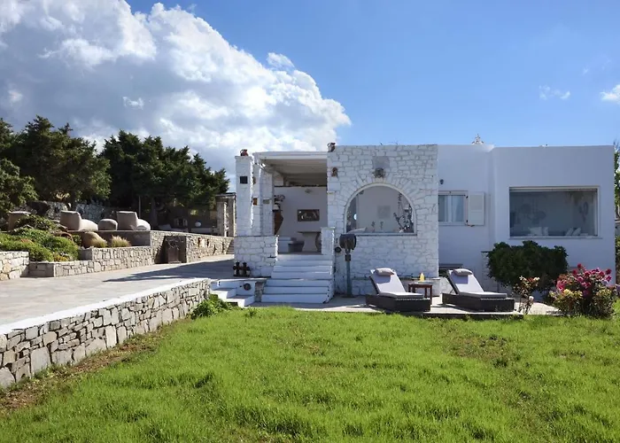 Executive Paros 5 Bedrooms Beachfront Supreme Beachfront Sea Villa *